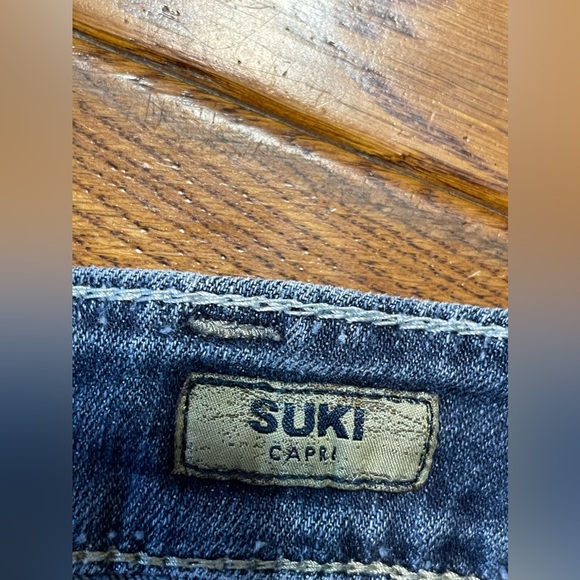 Silver Jeans Capri Suki Womens Blue Embroidered Pocket Mid Rise Denim Size 14 - Picture 8 of 14